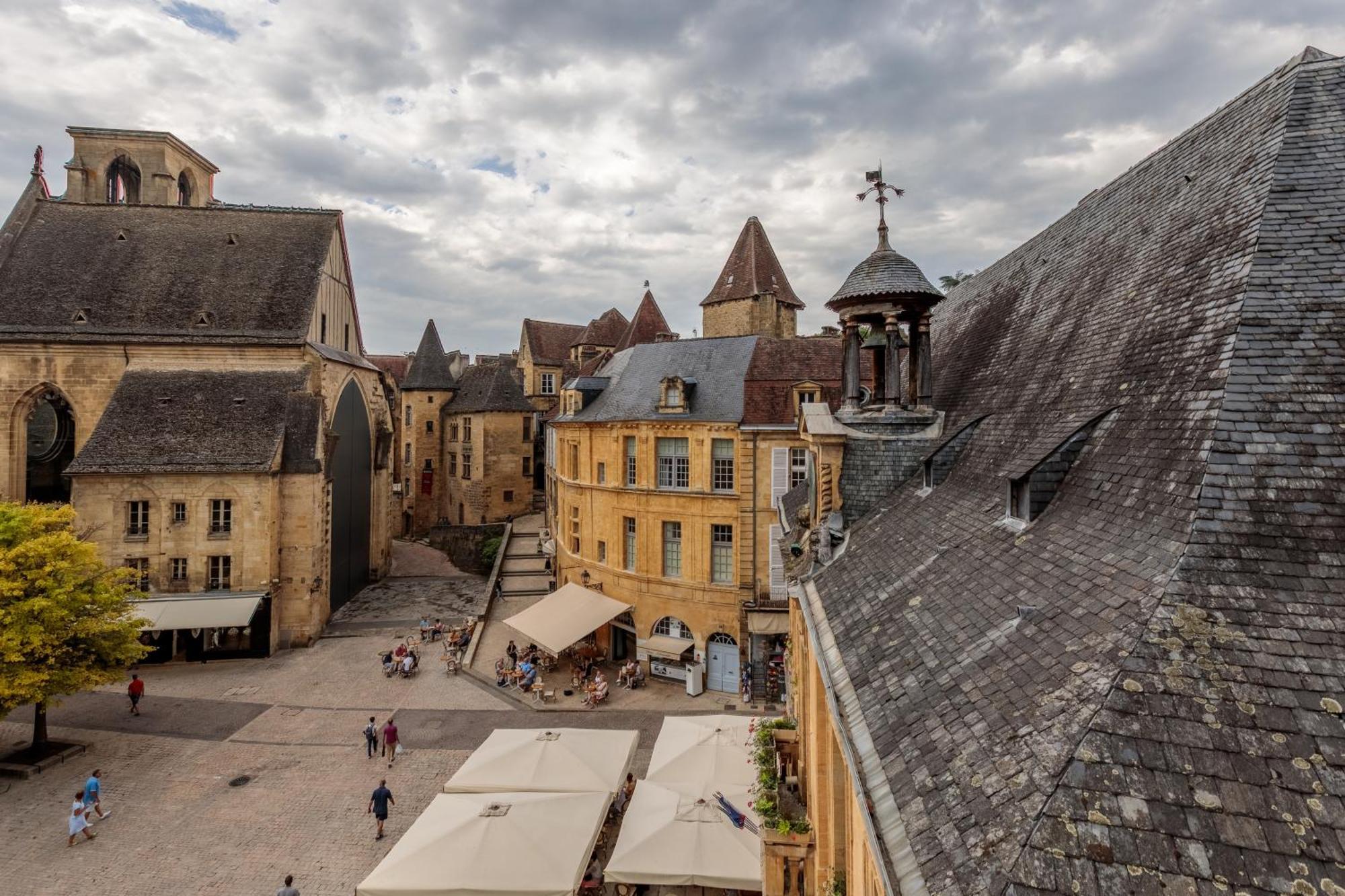 Le Lys Dort Sarlat Bed and Breakfast Exteriör bild